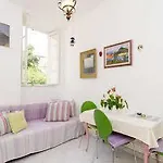 Apartman Klara *